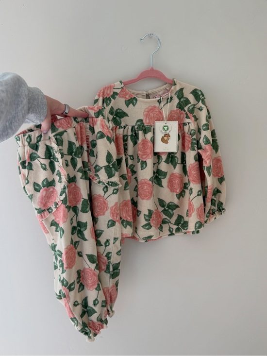 Konges Slojd Other - NWT Konges Slojd Terry Floral Set